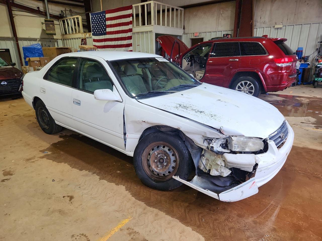 2000 TOYOTA CAMRY