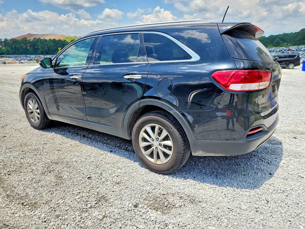 2017 KIA SORENTO