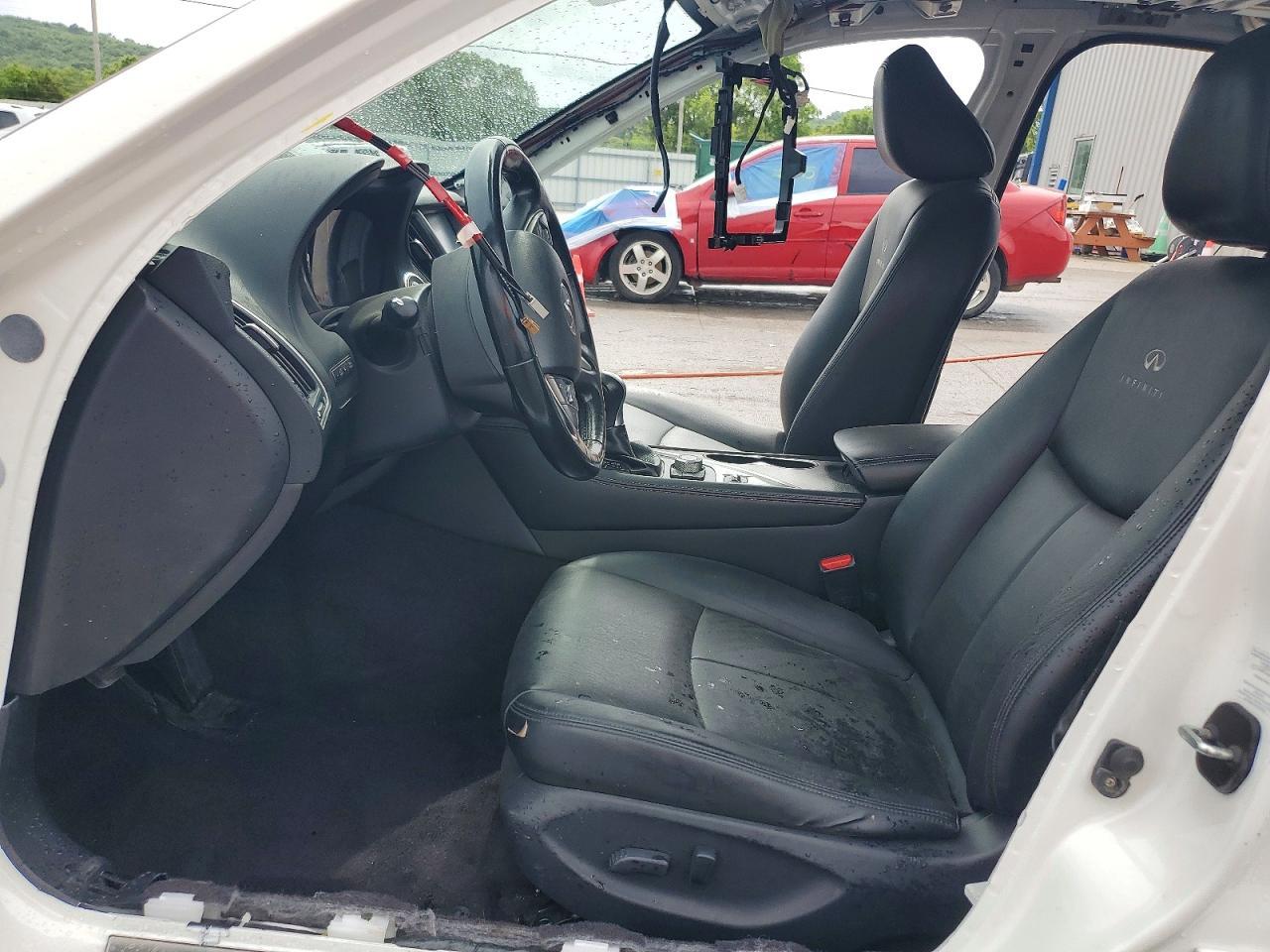 2014 INFINITI Q50