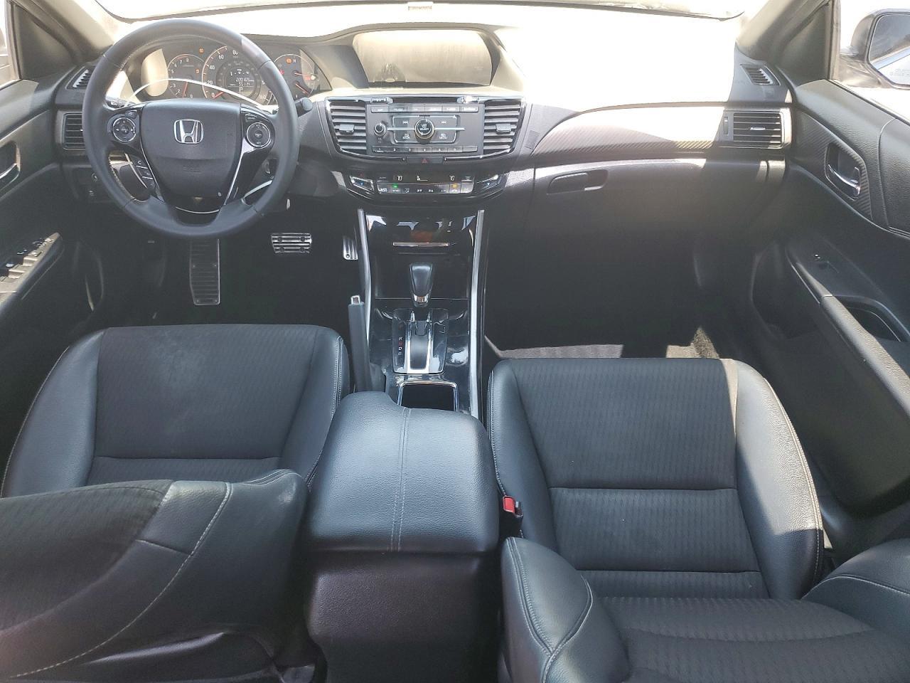 2017 HONDA ACCORD