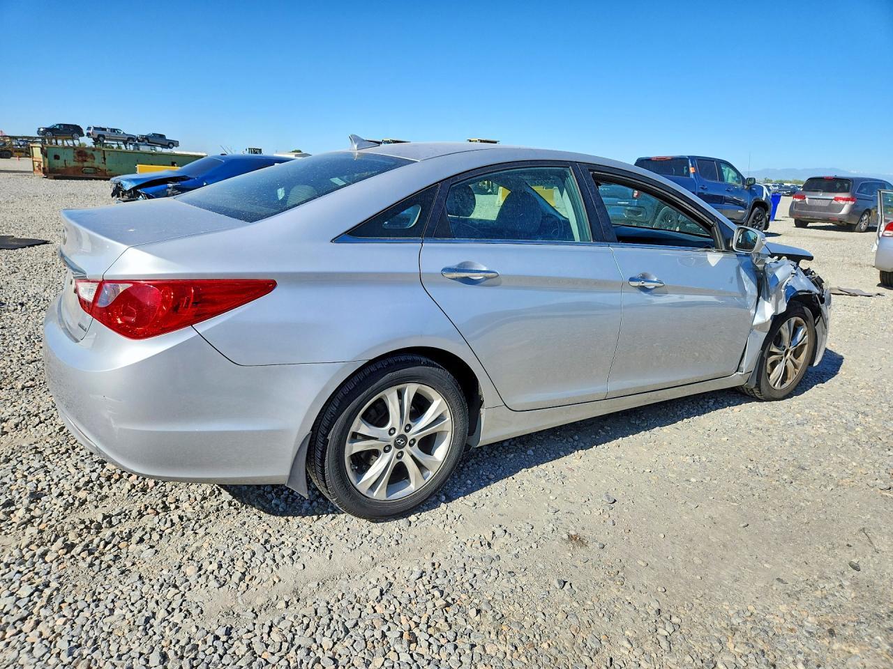 2011 HYUNDAI SONATA