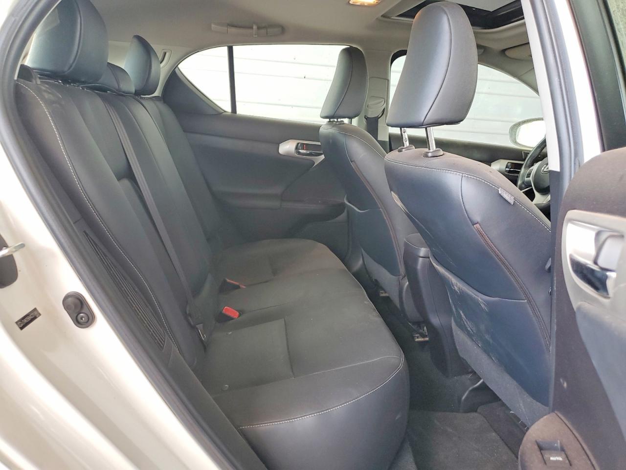 2012 LEXUS CT 200