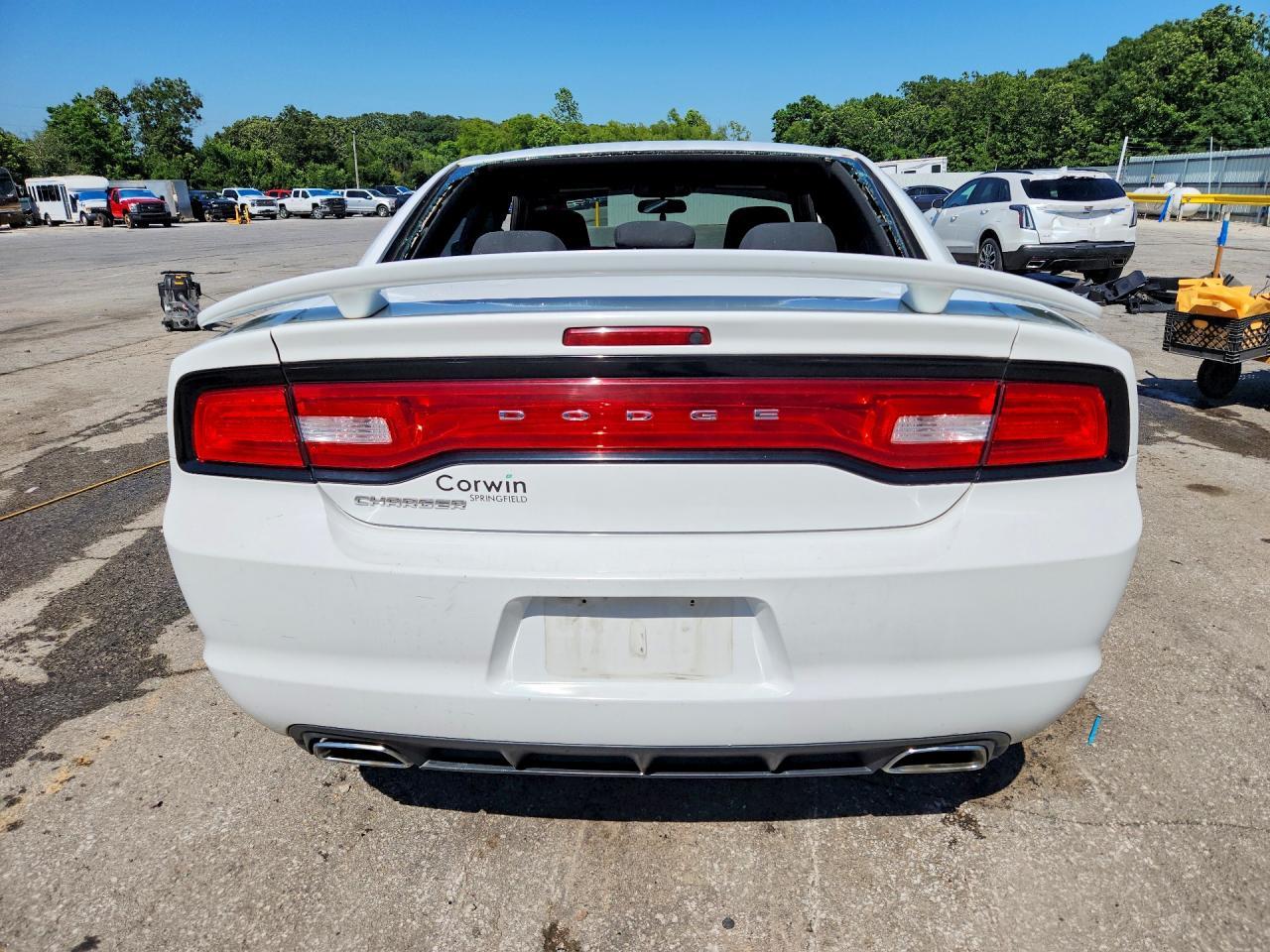 2011 DODGE CHARGER