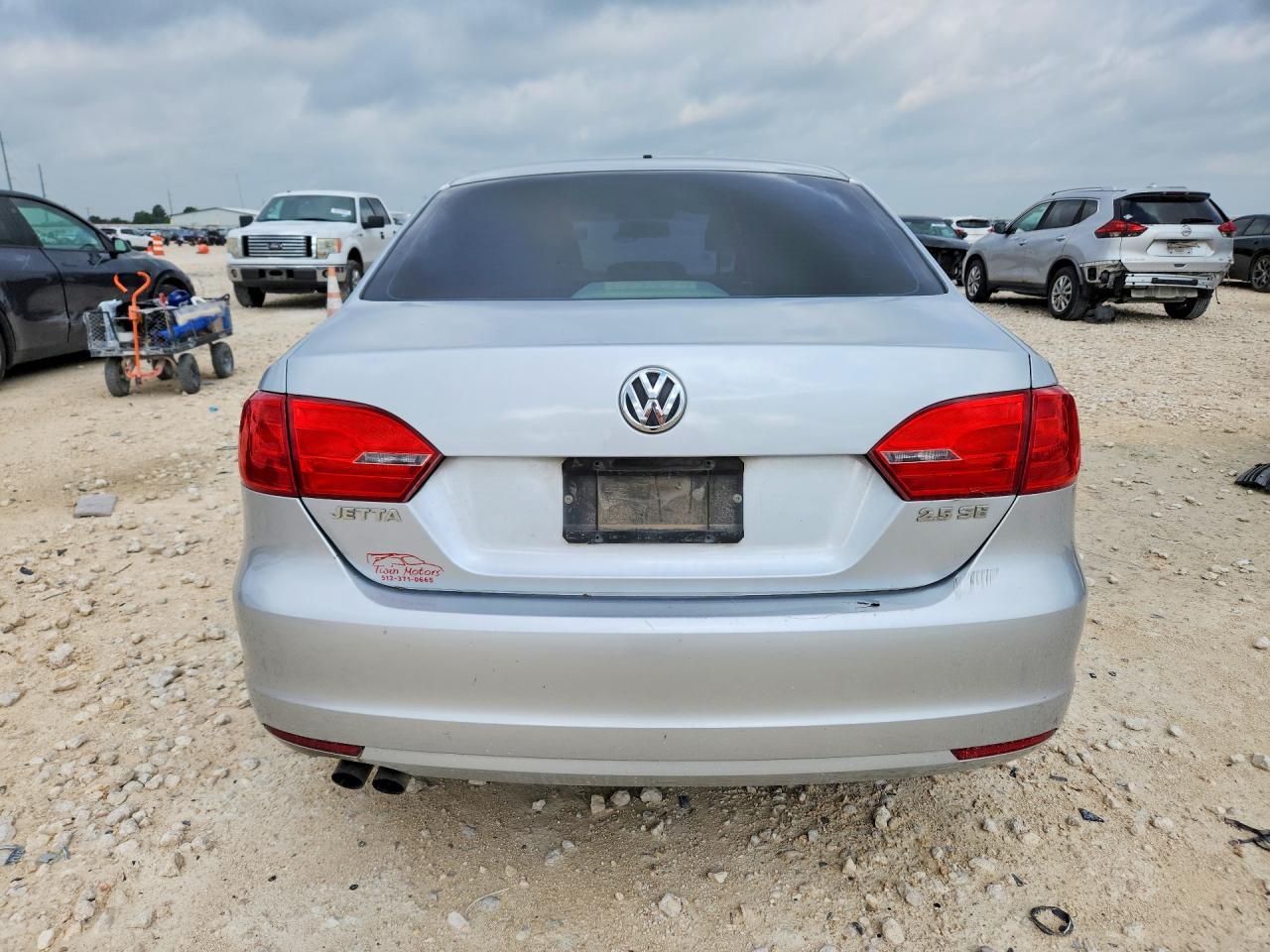 2012 VOLKSWAGEN JETTA