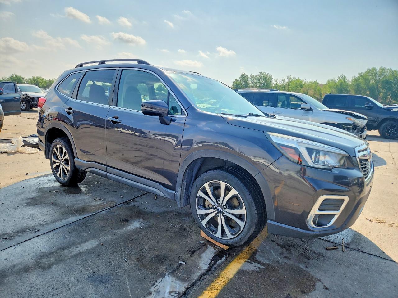 2019 SUBARU FORESTER