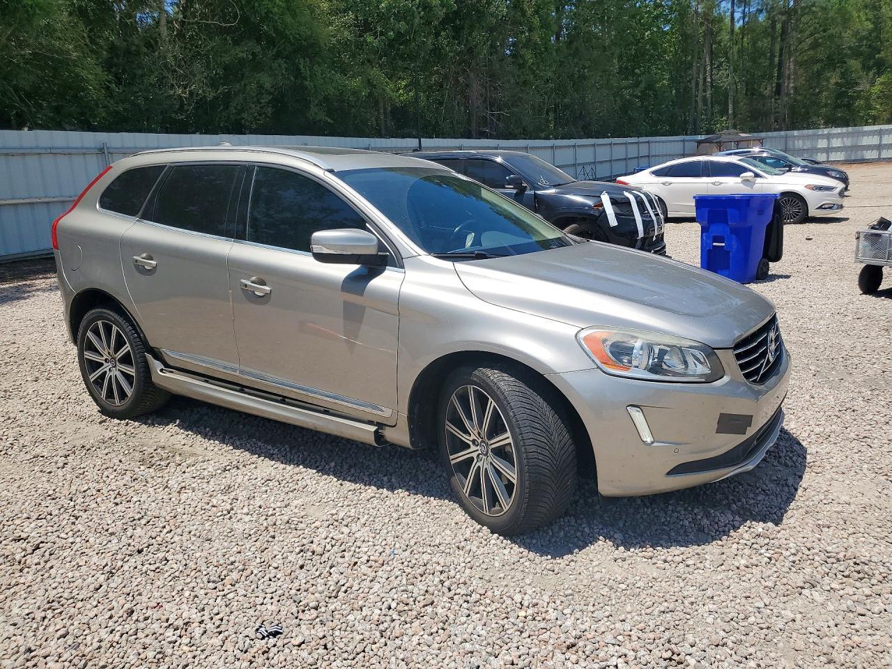 2014 VOLVO XC60