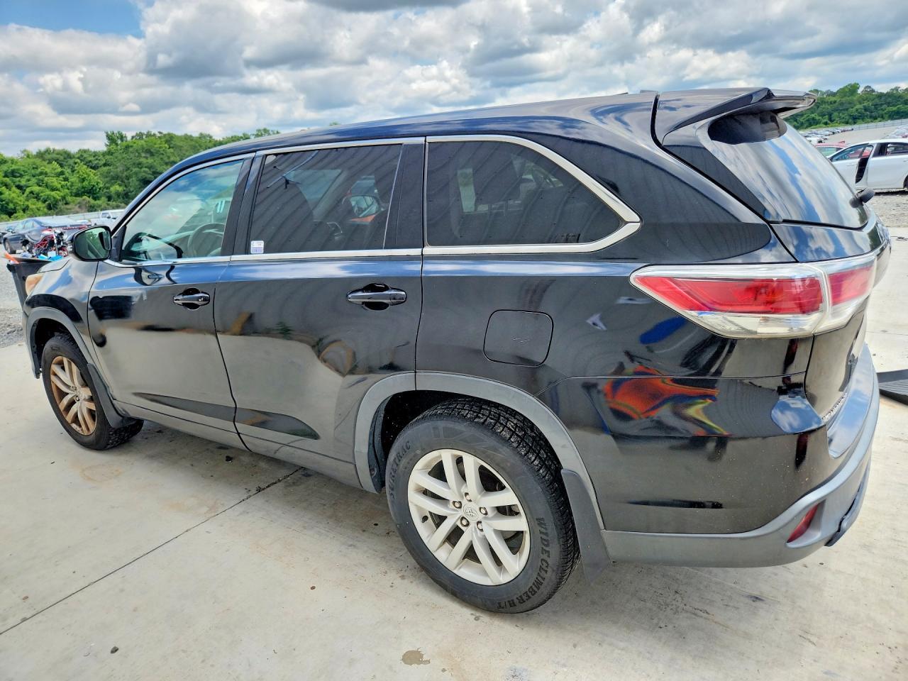 2015 TOYOTA HIGHLANDER