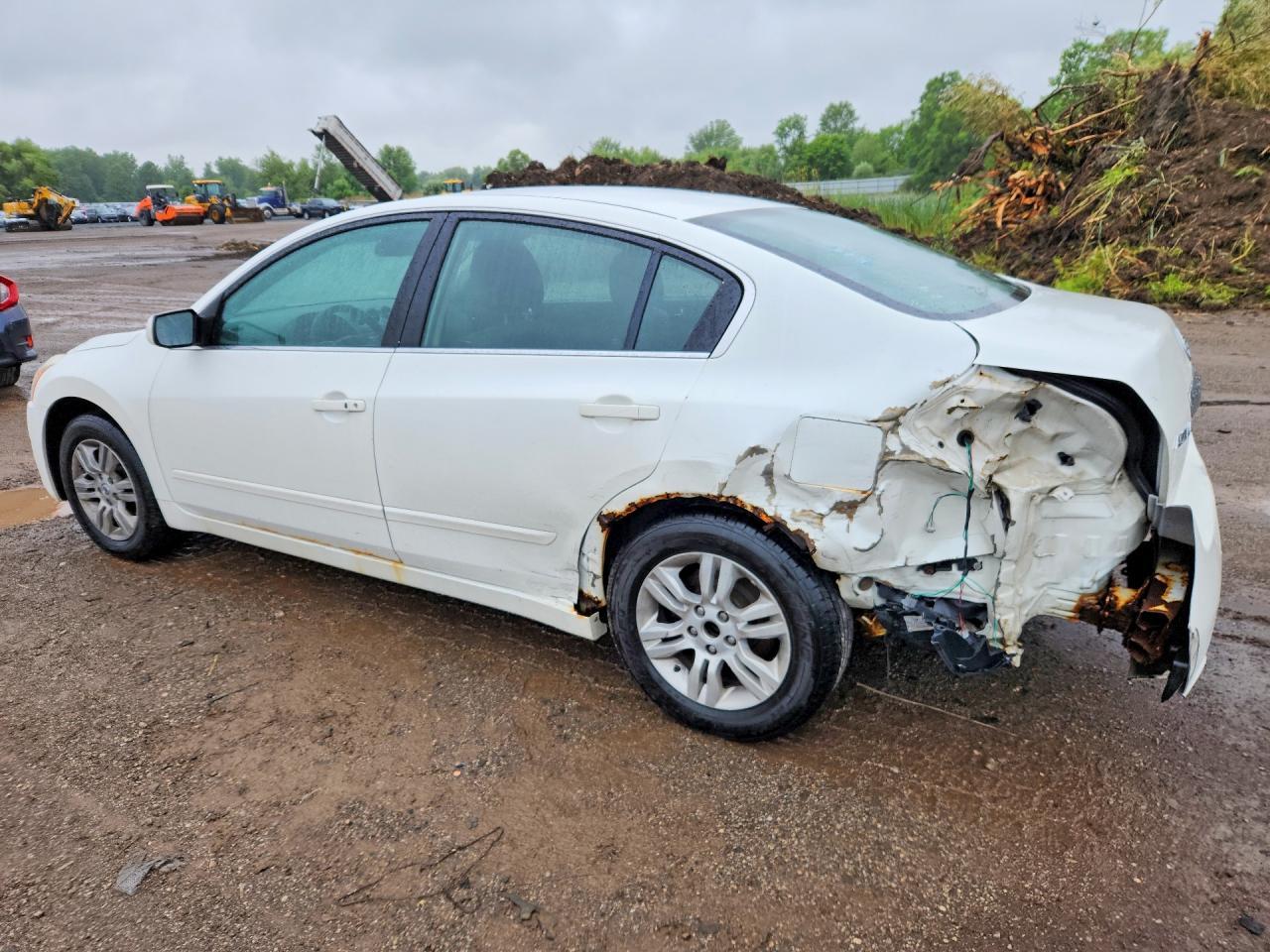 2010 NISSAN ALTIMA