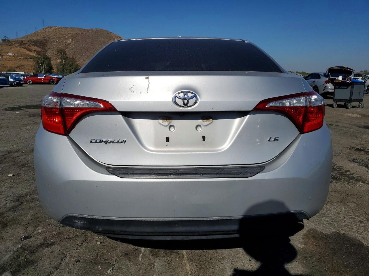 2016 TOYOTA COROLLA