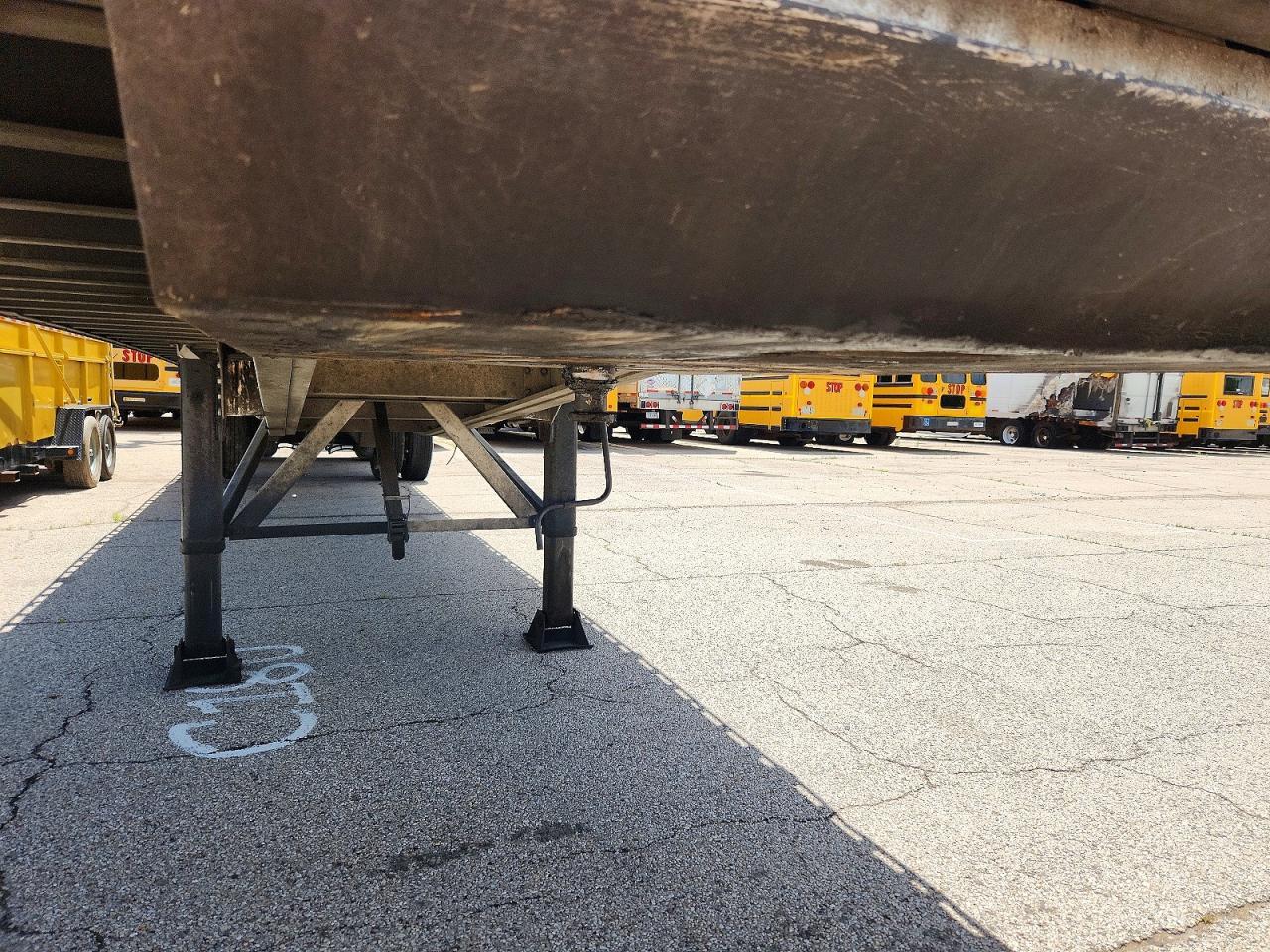 2006 REITNOUER Flatbed Trailer