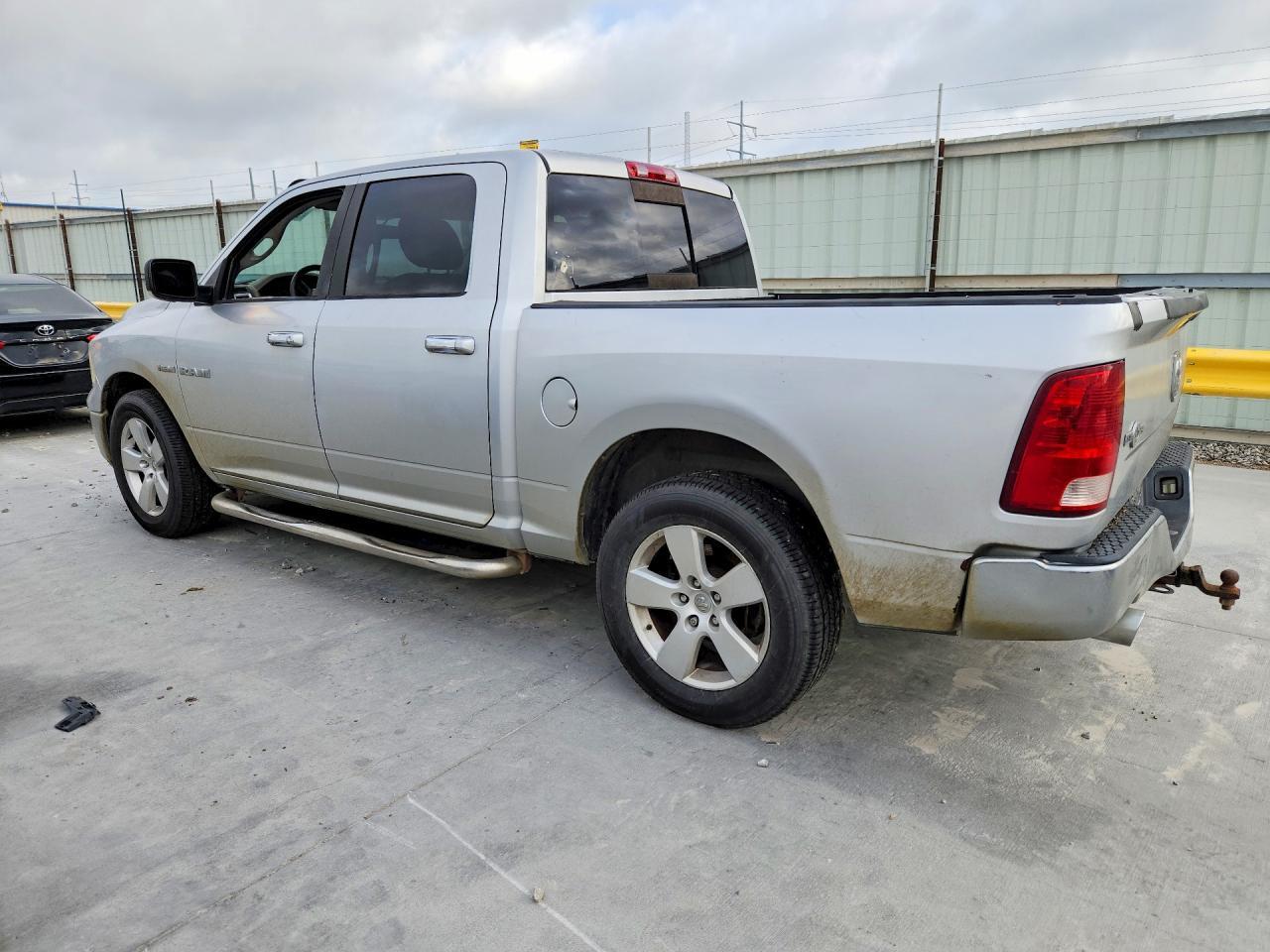 2010 DODGE RAM 1500