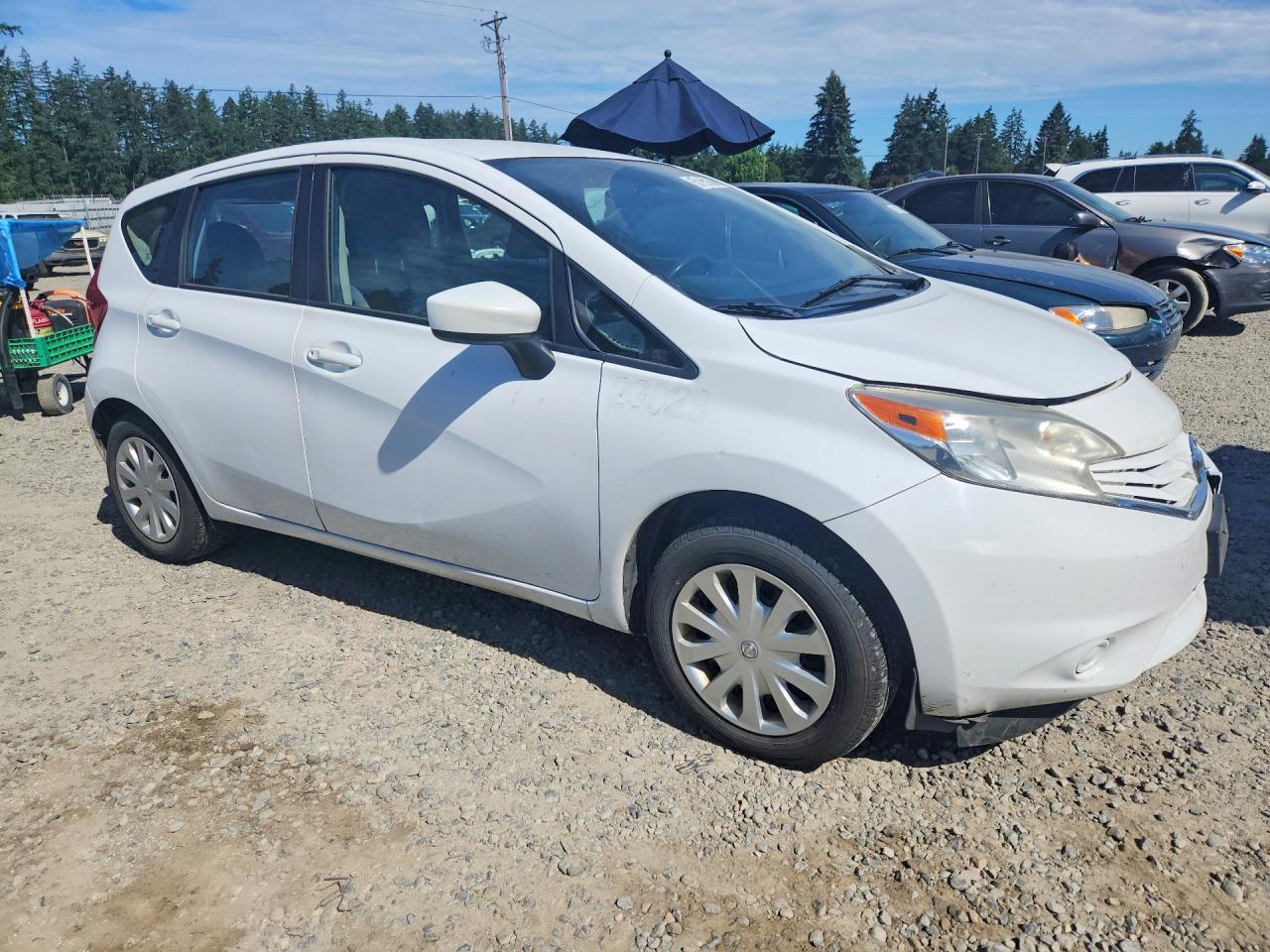 2016 NISSAN Versa Note