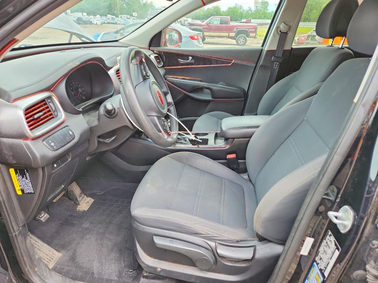 2016 KIA SORENTO