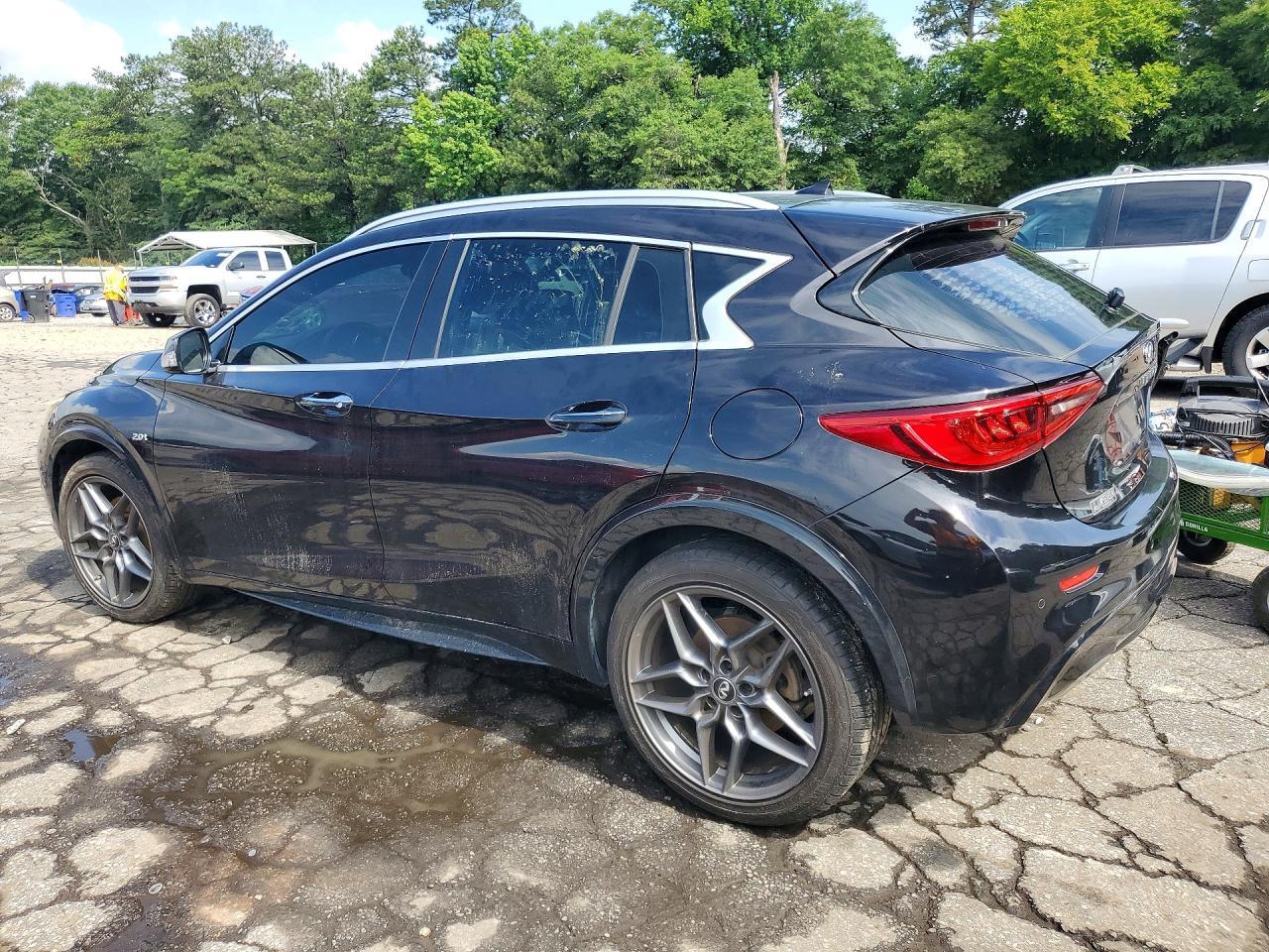 2017 INFINITI QX30