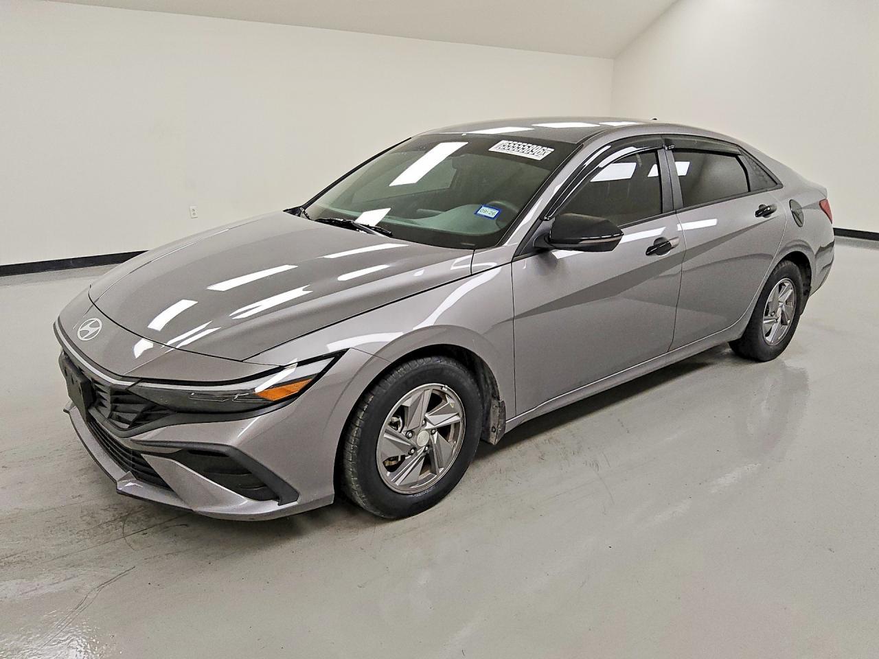 2024 HYUNDAI ELANTRA