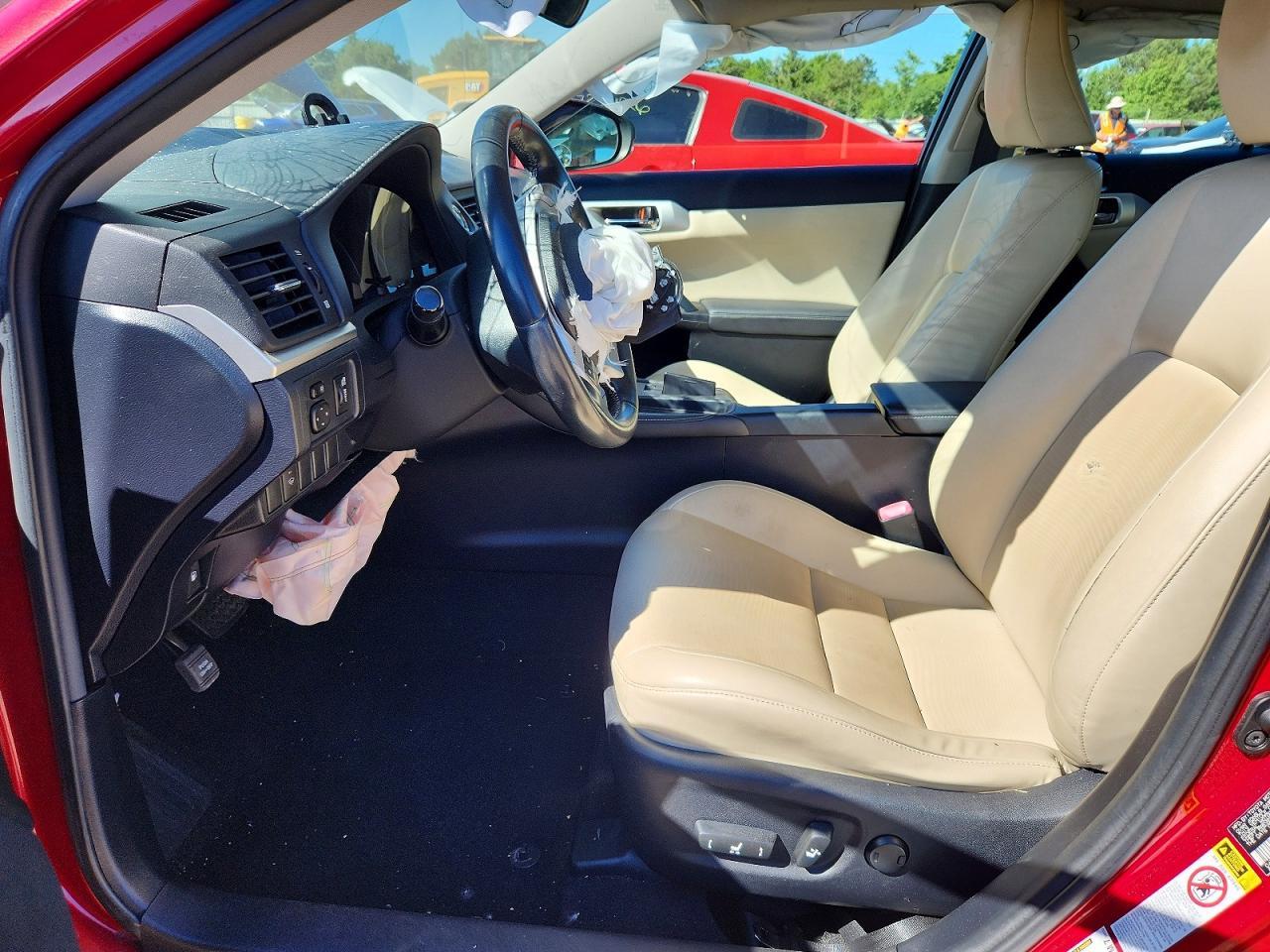 2011 LEXUS CT 200