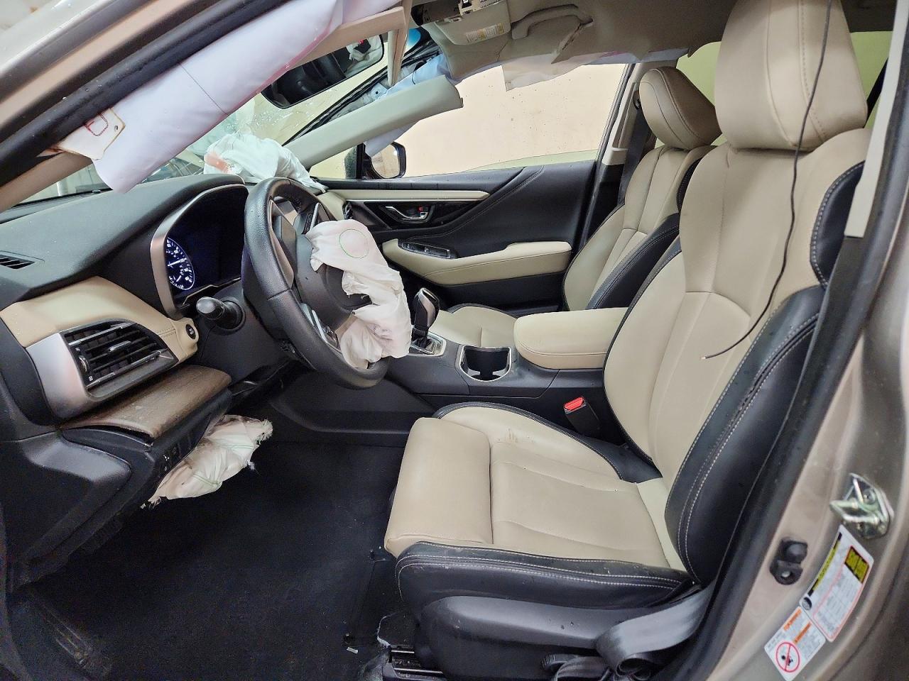 2020 SUBARU Outback