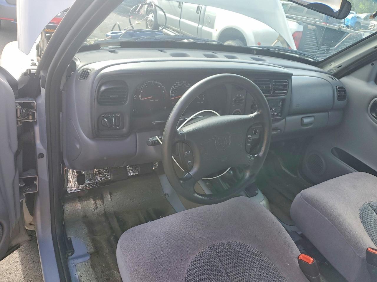 1999 DODGE Dakota