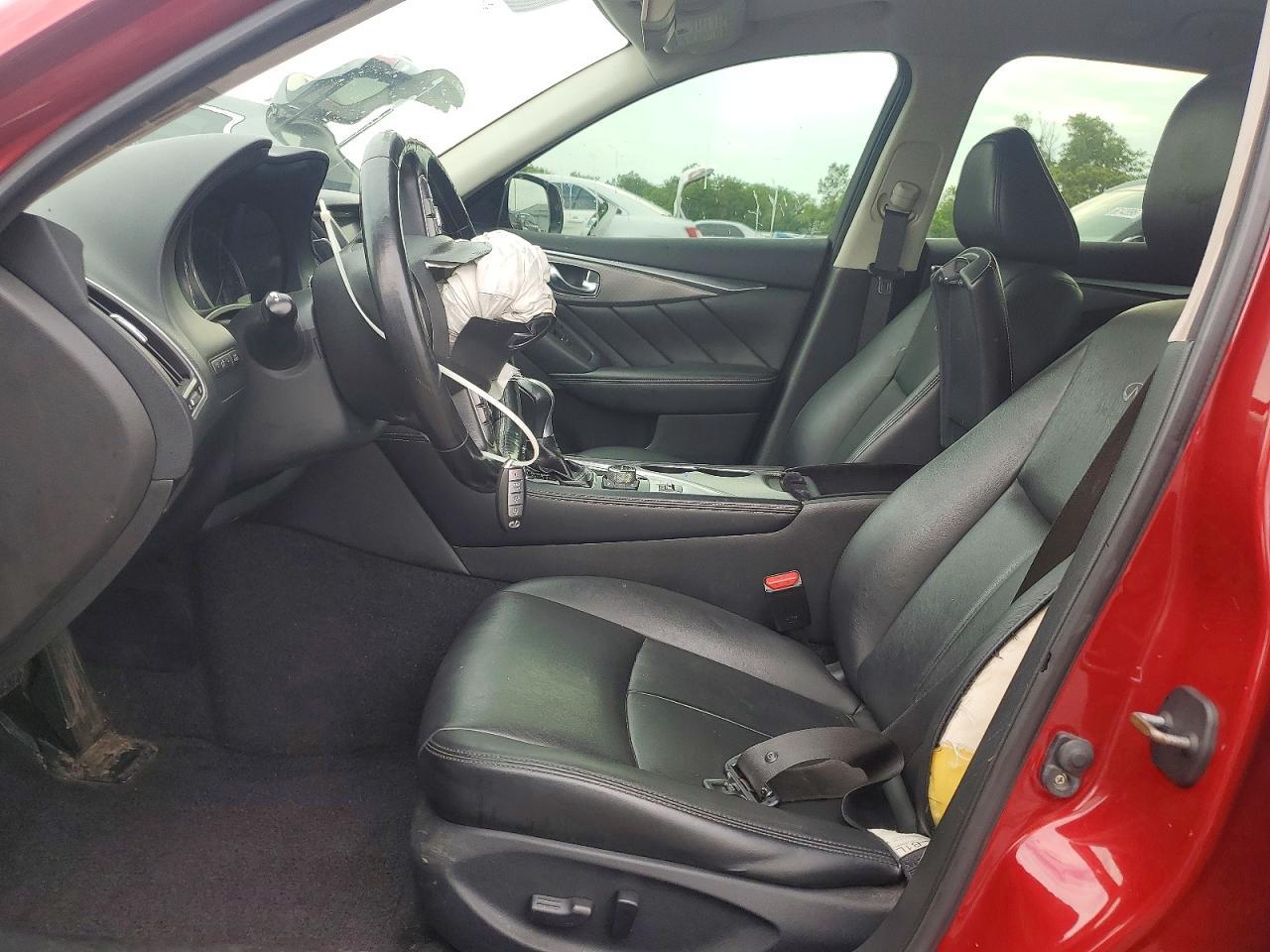 2014 INFINITI Q50