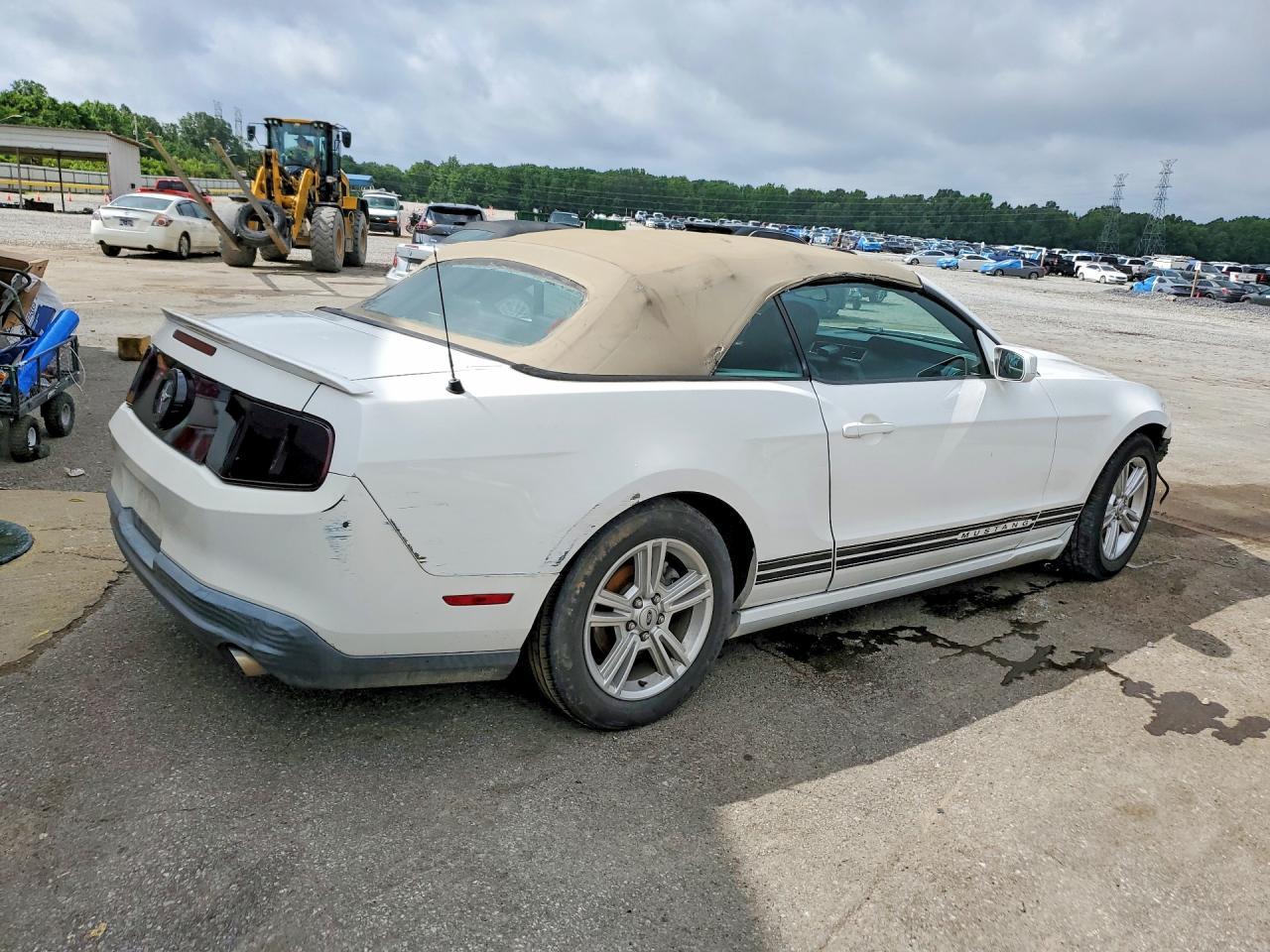 2010 FORD MUSTANG