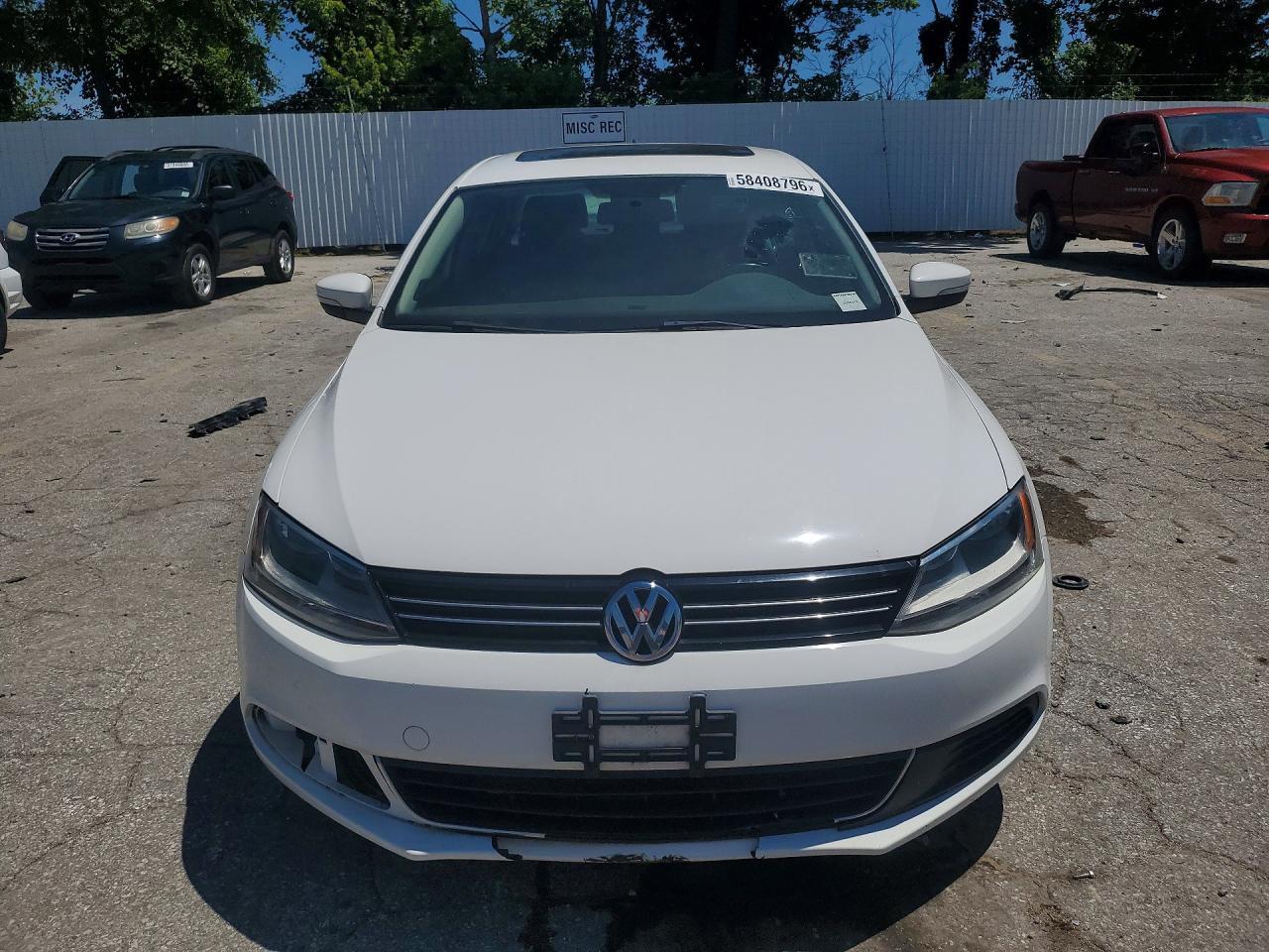 2014 VOLKSWAGEN JETTA