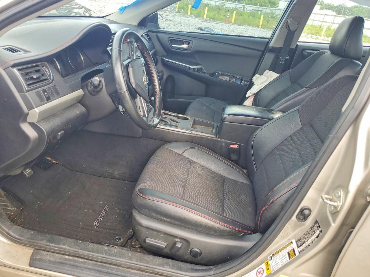 2016 TOYOTA CAMRY