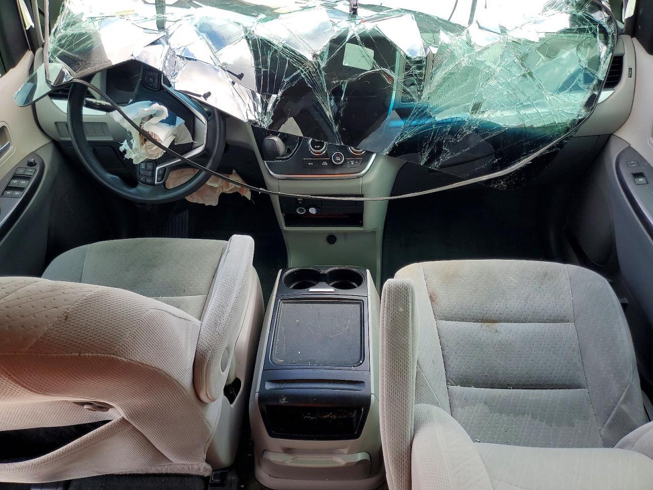 2017 TOYOTA SIENNA
