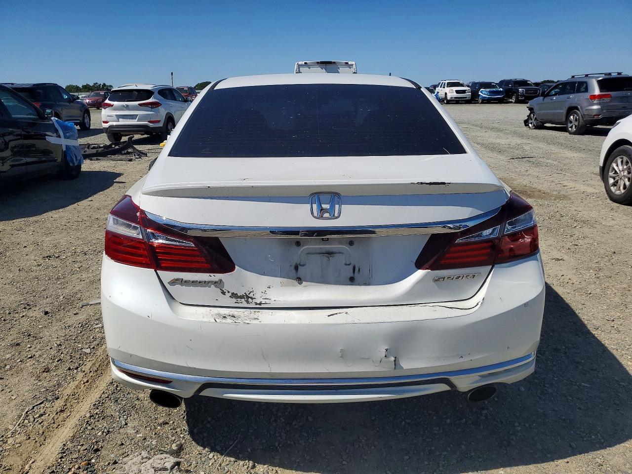 2016 HONDA ACCORD