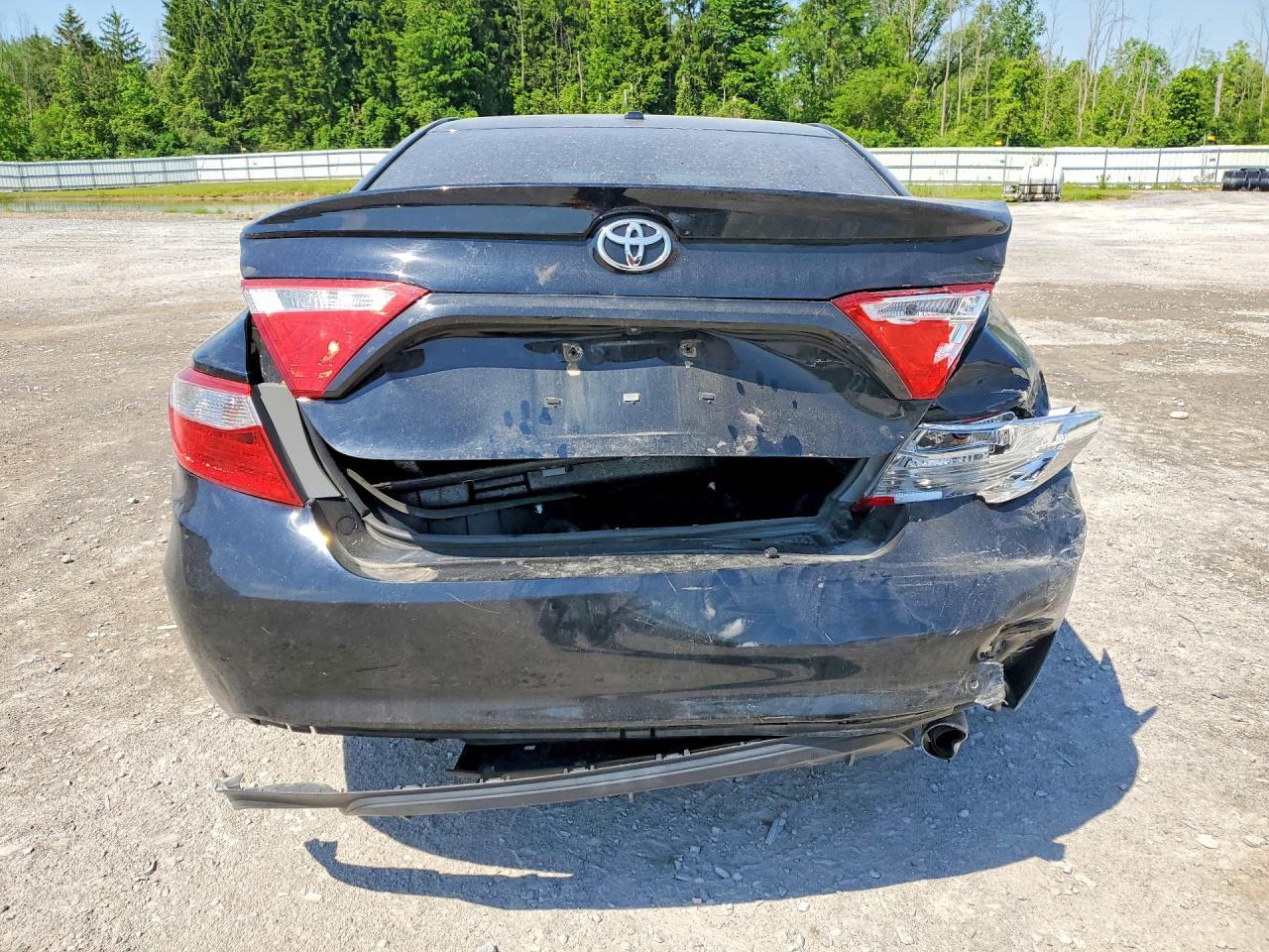 2015 TOYOTA CAMRY