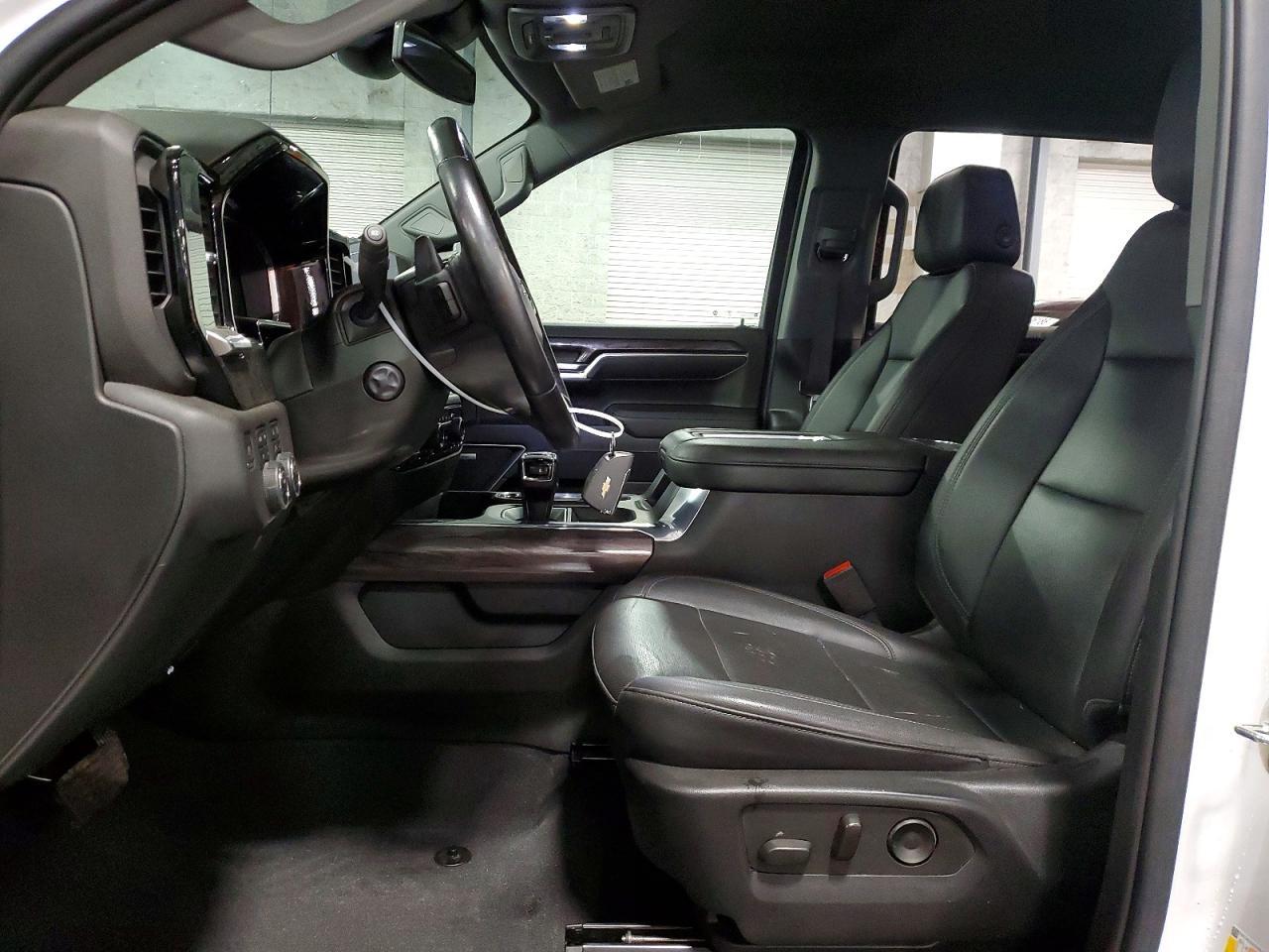 2022 CHEVROLET Silverado