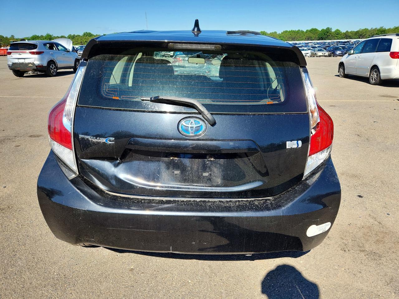 2015 TOYOTA Prius c
