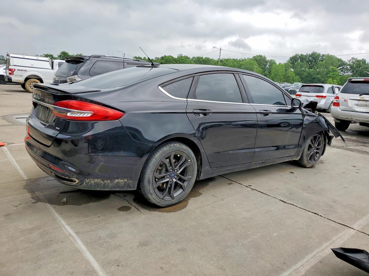 2017 FORD FUSION