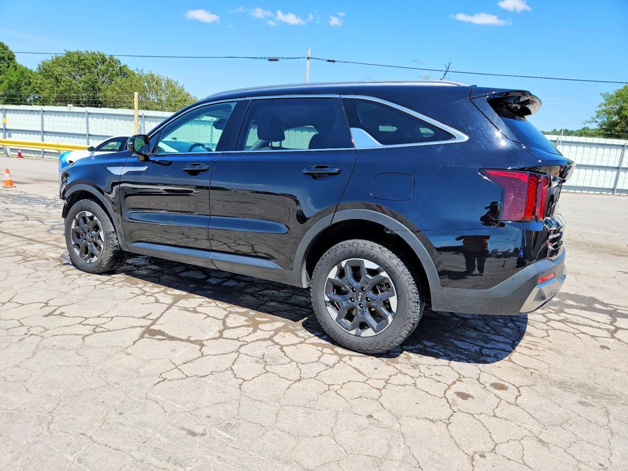 2024 KIA SORENTO