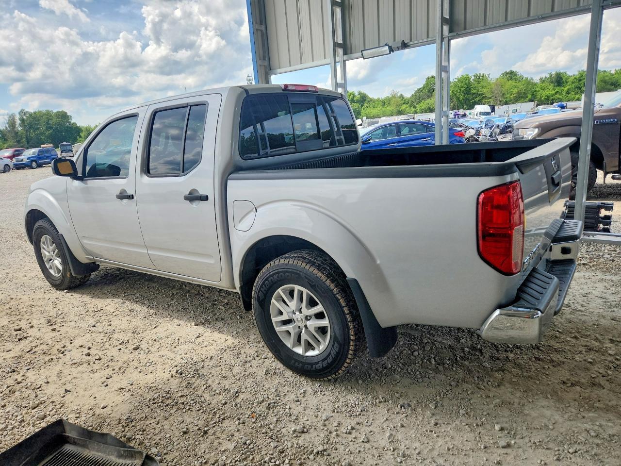 2017 NISSAN Frontier