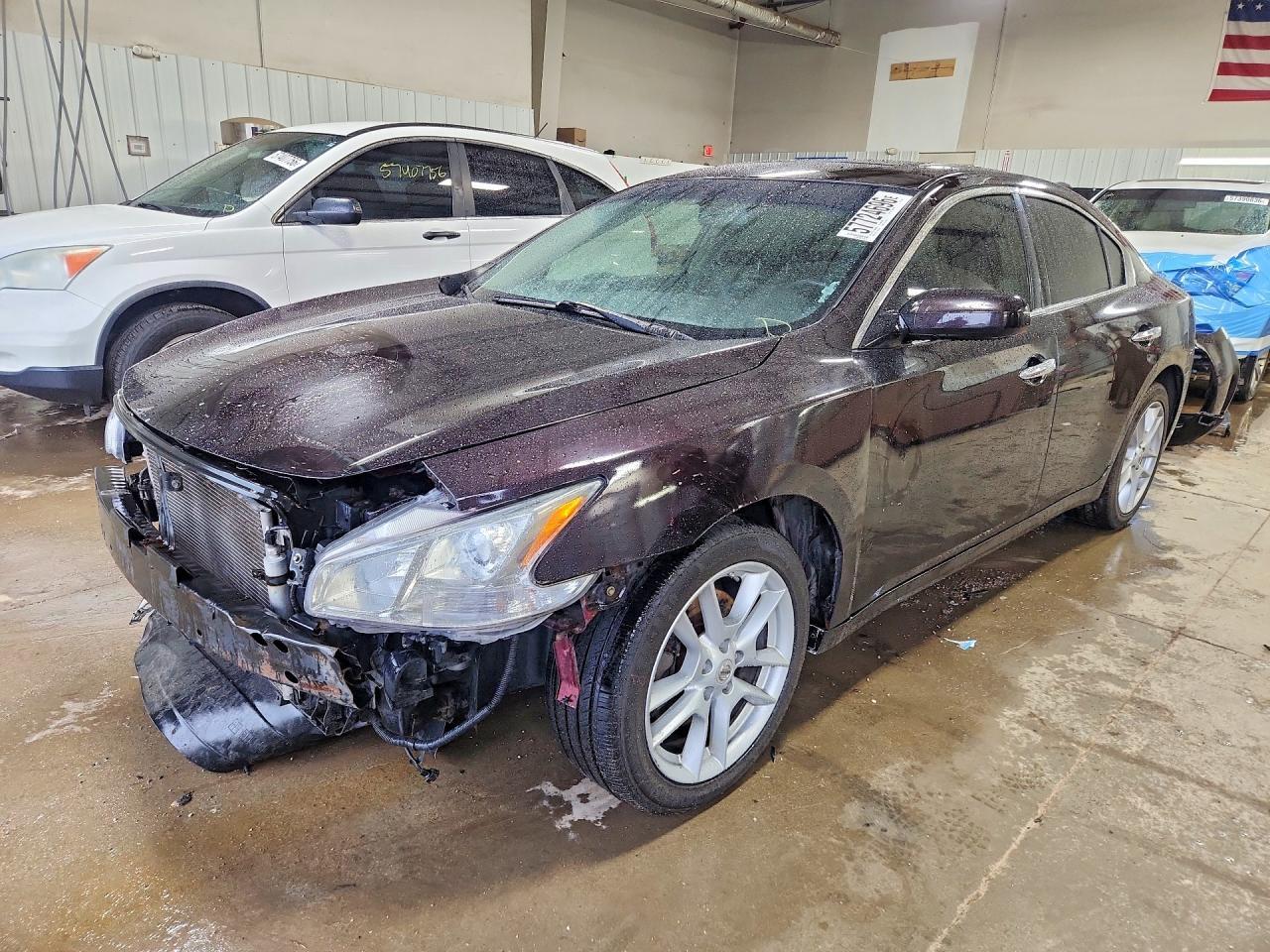 2013 NISSAN Maxima