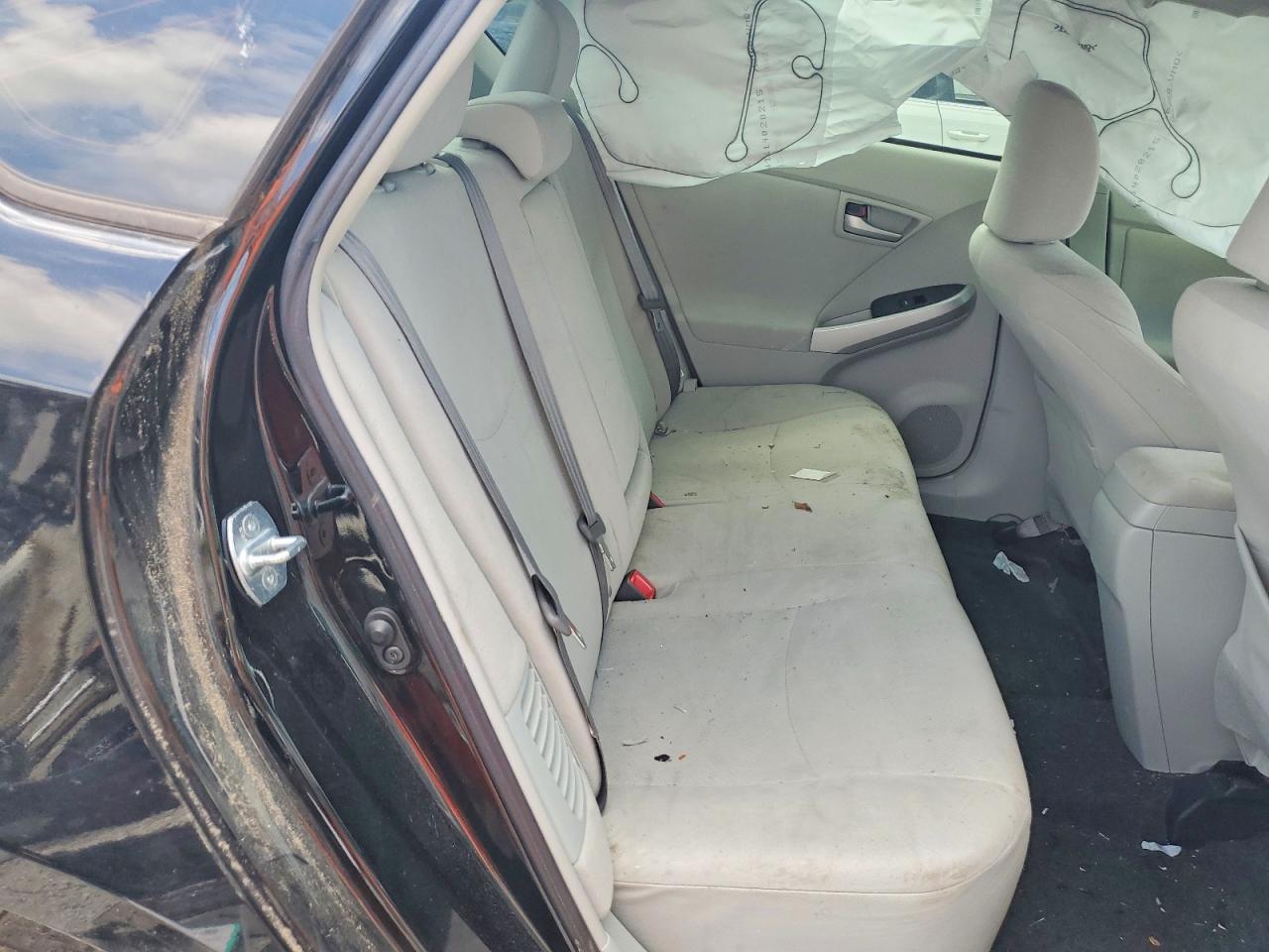 2014 TOYOTA PRIUS