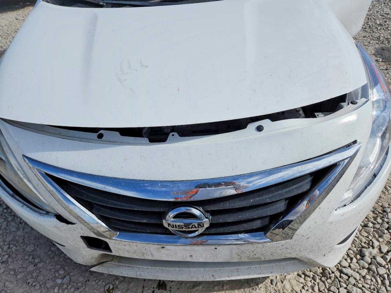 2018 NISSAN VERSA