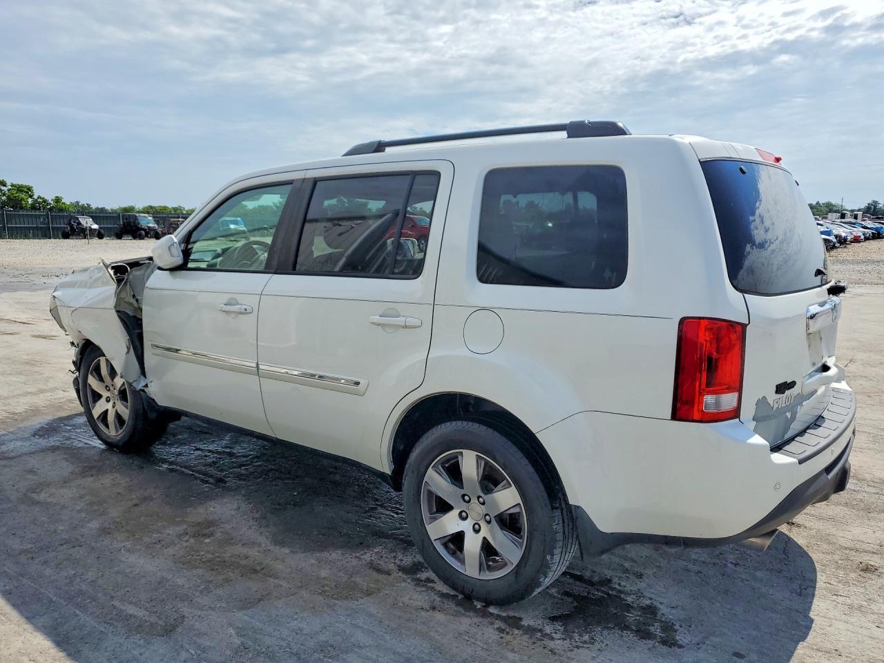 2015 HONDA PILOT