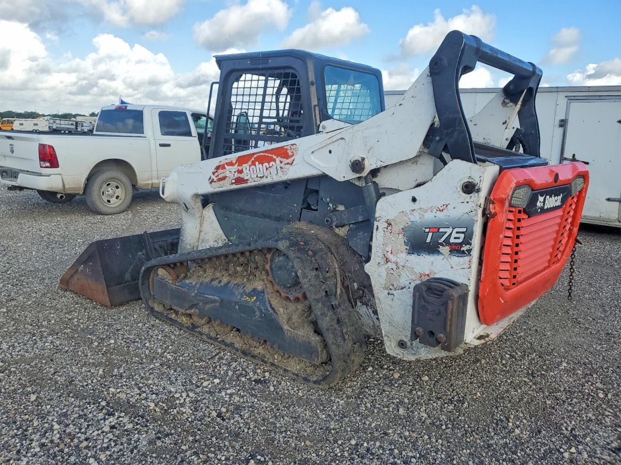 2021 BOBCAT T76