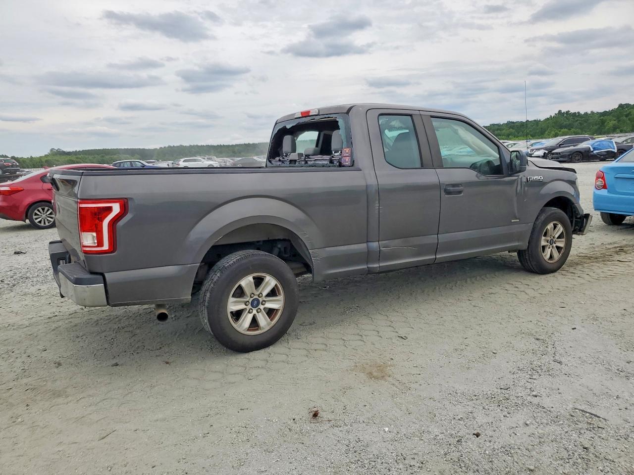 2015 FORD F-150