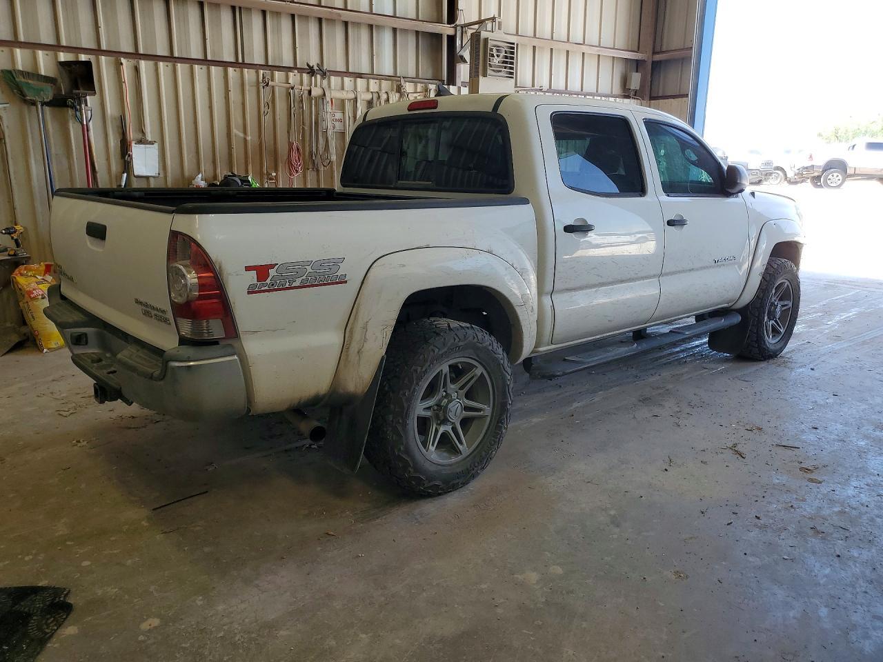 2014 TOYOTA TACOMA