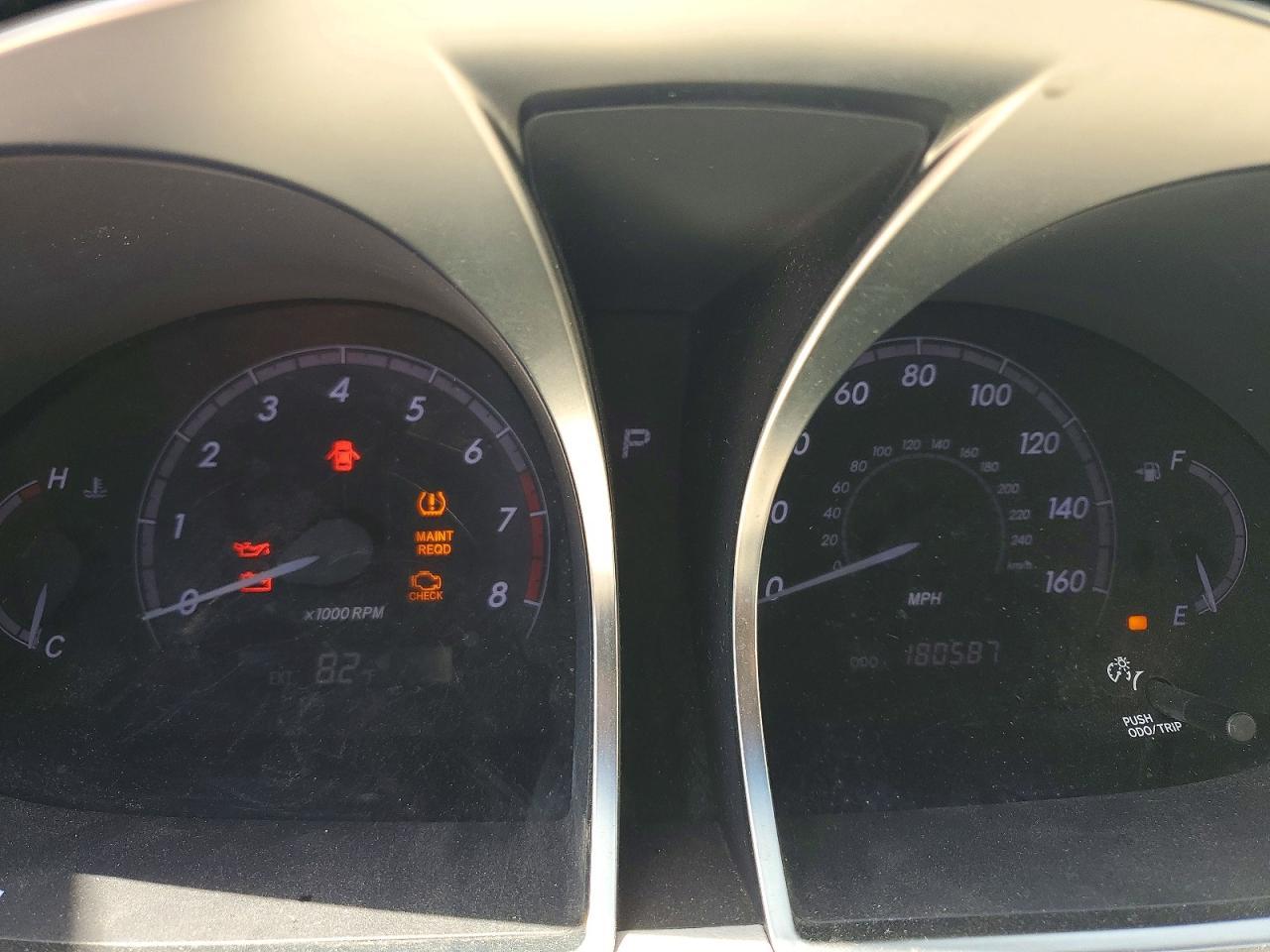 2011 TOYOTA Avalon