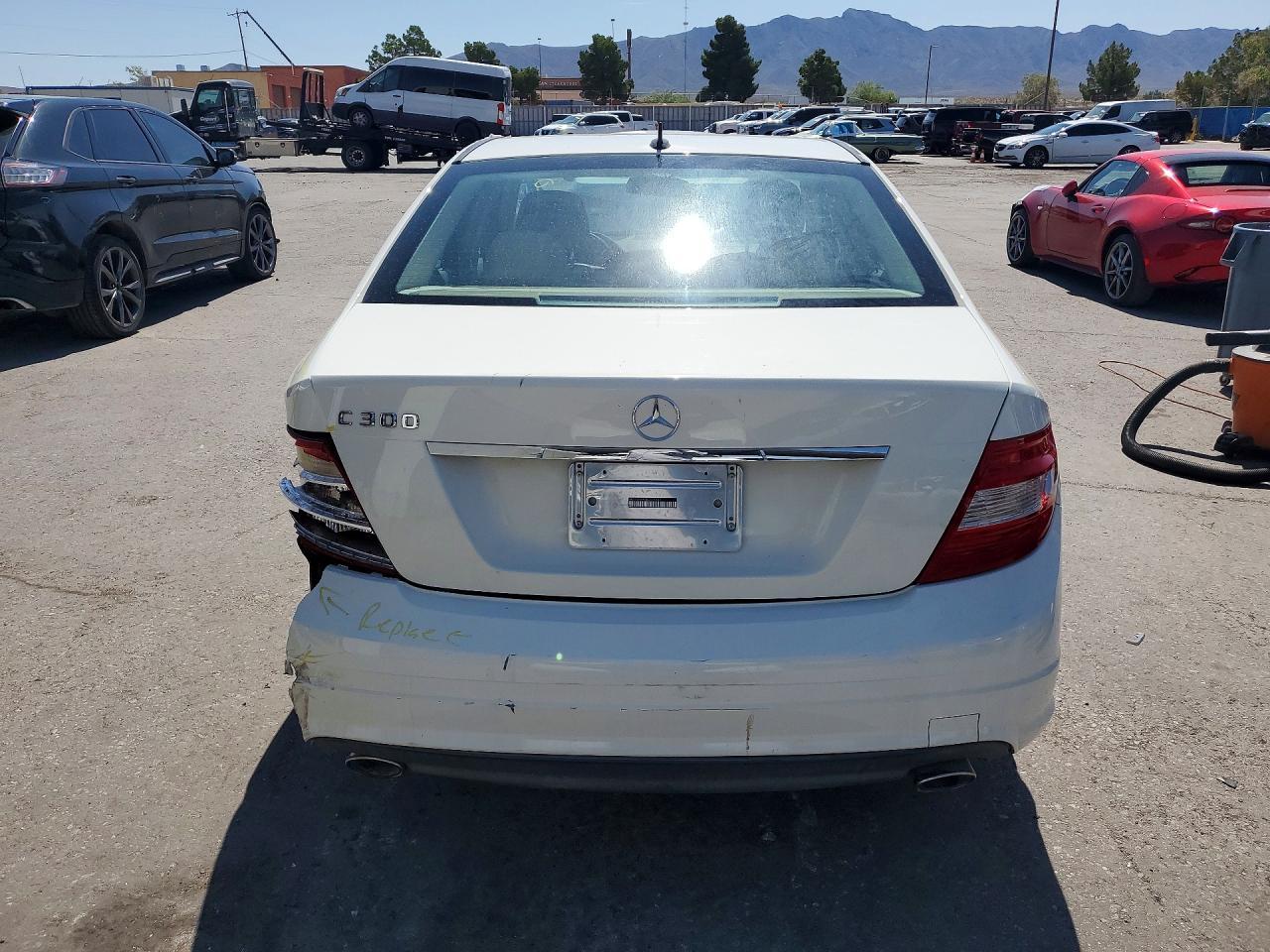 2011 MERCEDES-BENZ C-CLASS