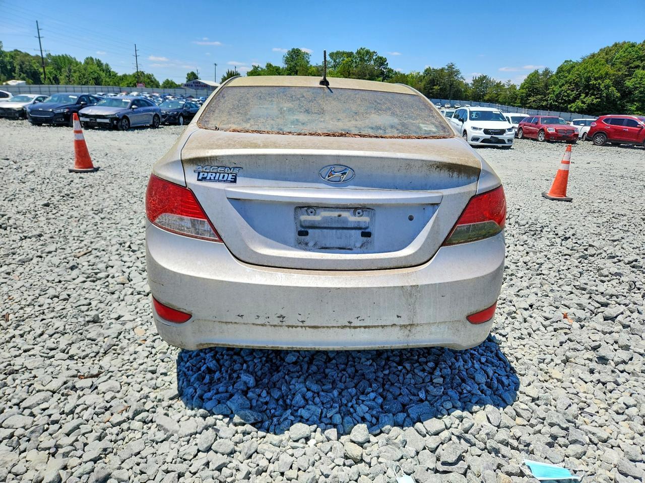 2012 HYUNDAI ACCENT