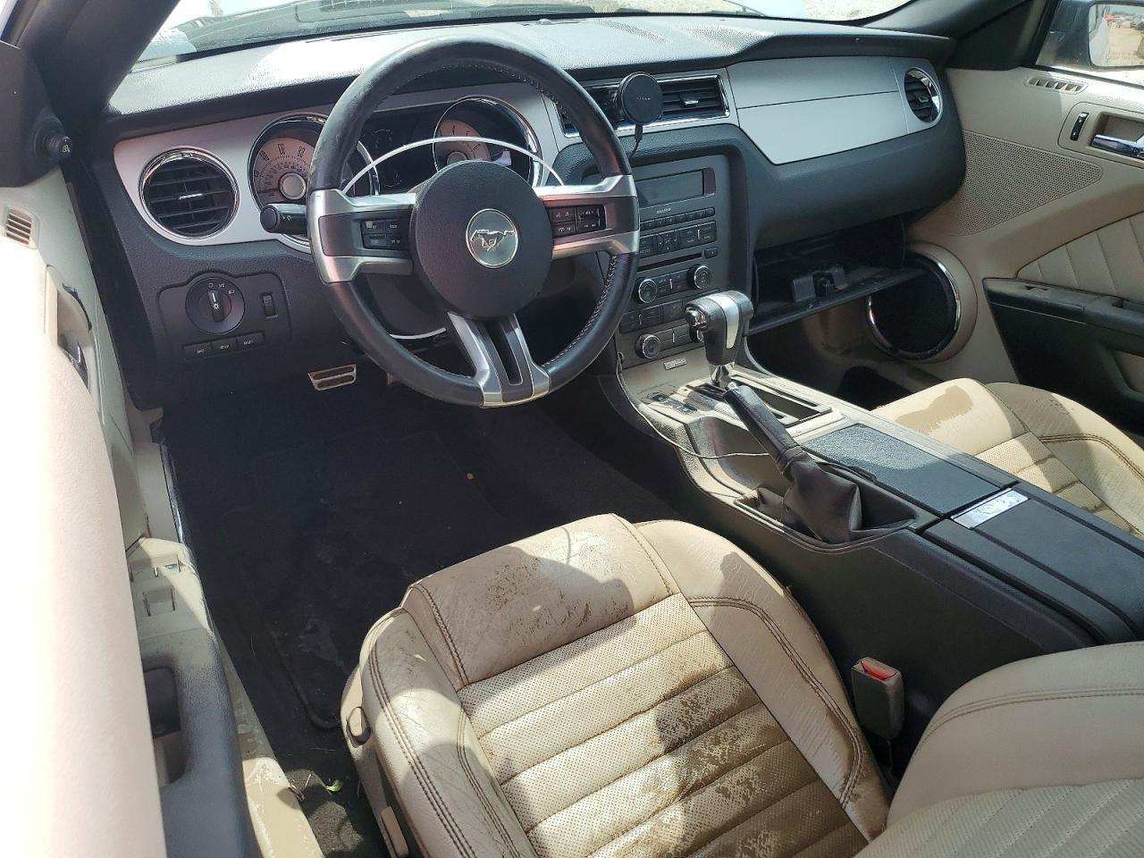 2010 FORD MUSTANG