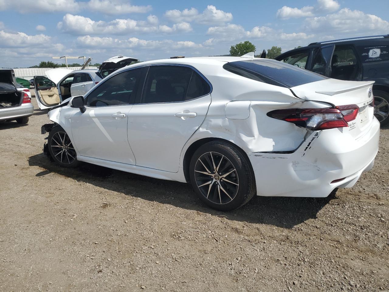 2021 TOYOTA CAMRY