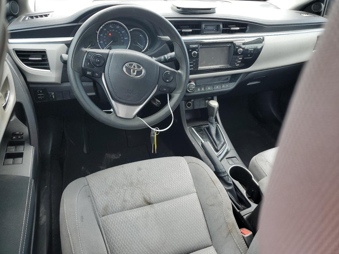 2015 TOYOTA COROLLA