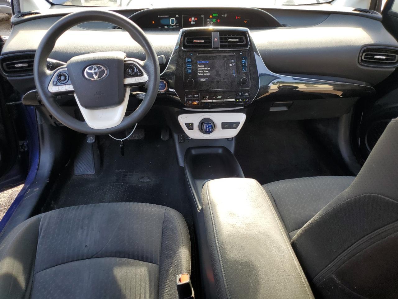 2016 TOYOTA PRIUS