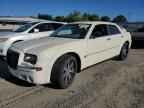 2005 CHRYSLER 300