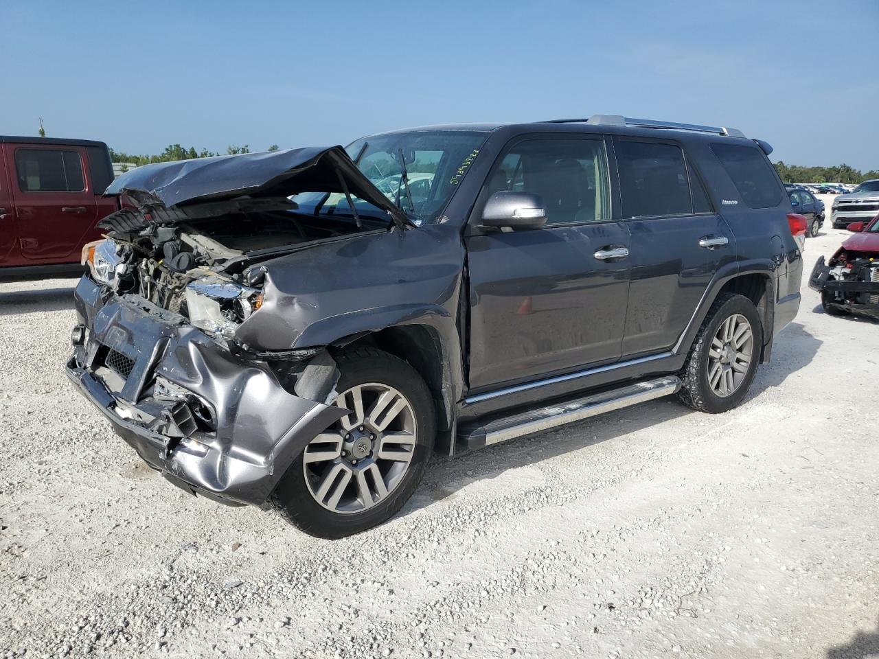 2013 TOYOTA 4Runner